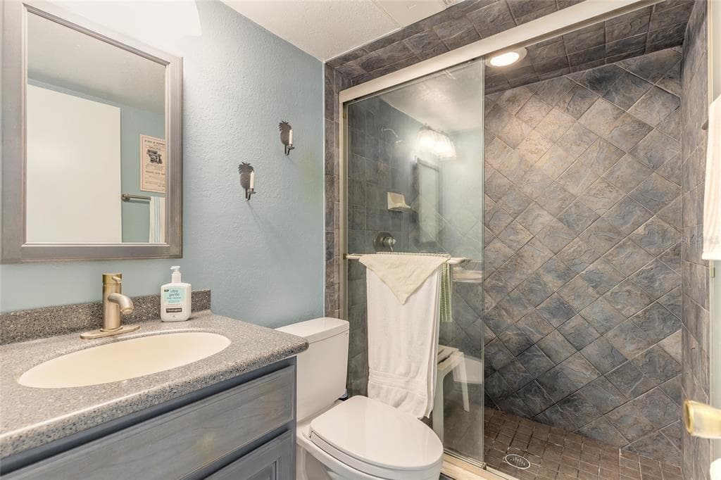 2100 N PENINSULA AVENUE 1050 photo 23