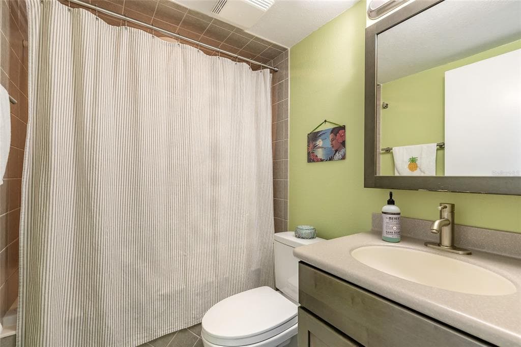 2100 N PENINSULA AVENUE 1050 photo 19