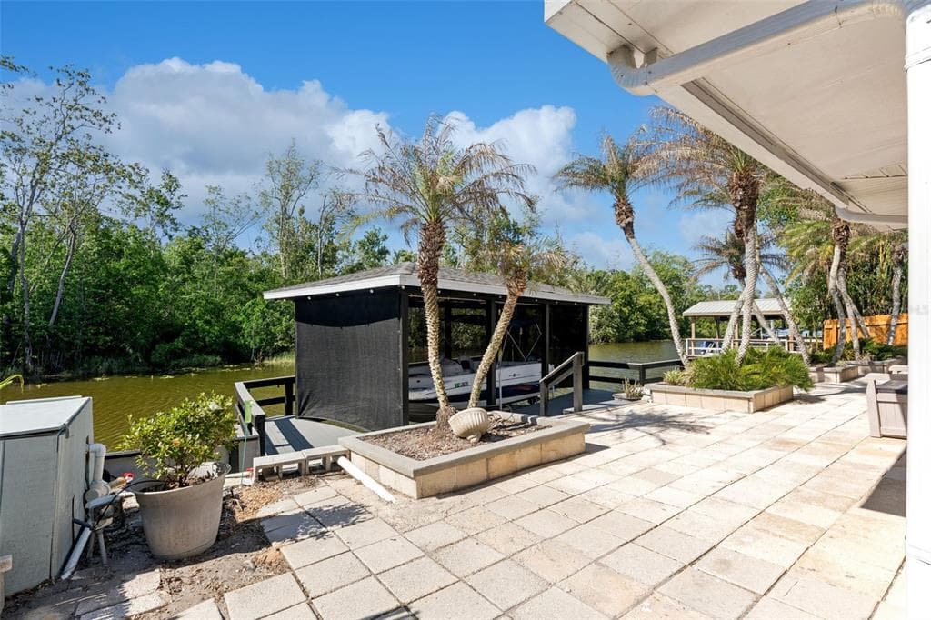 13502 COUNTRY CLUB DRIVE 2