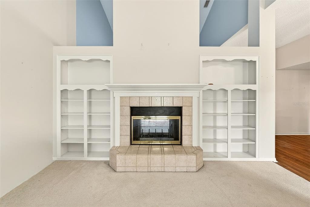6517 THOROUGHBRED LOOP photo 5