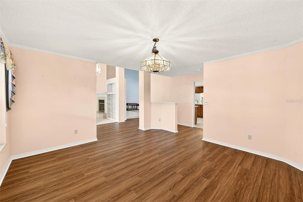 6517 THOROUGHBRED LOOP photo 4