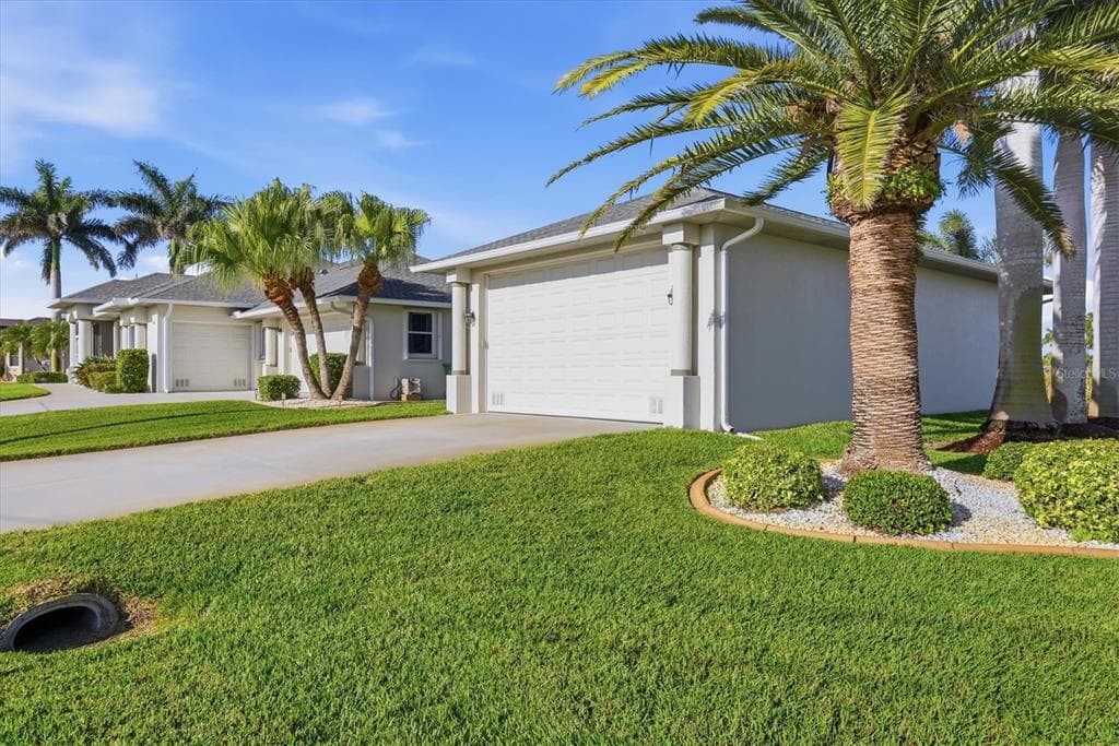 8050 TRACY CIRCLE photo 9