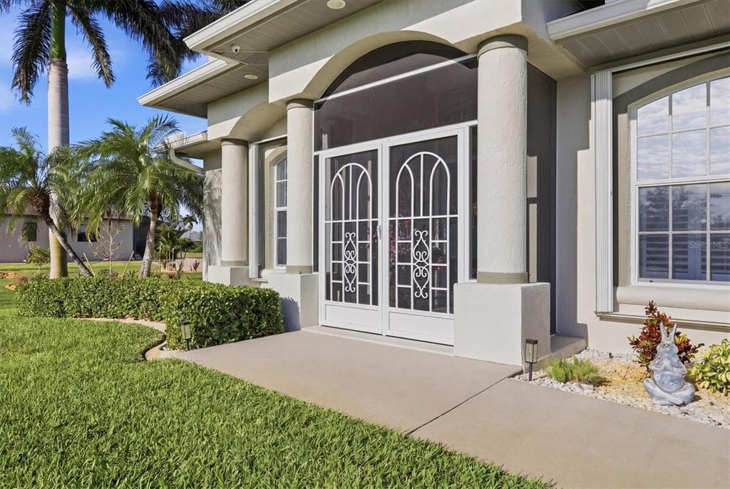 8050 TRACY CIRCLE photo 11