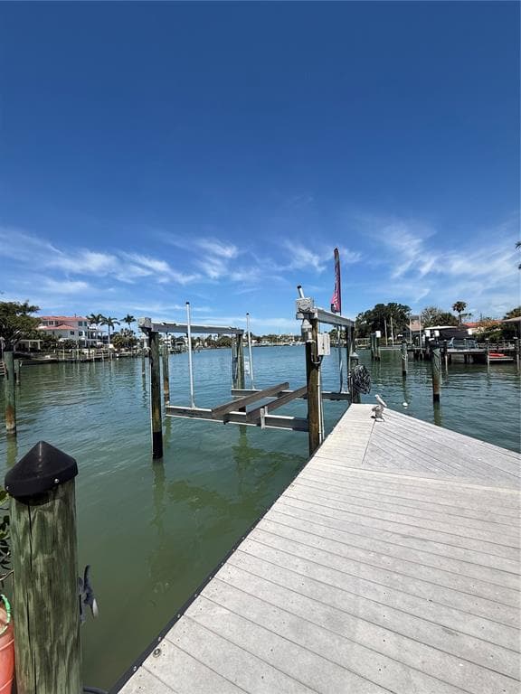 2162 W VINA DEL MAR BOULEVARD photo 3