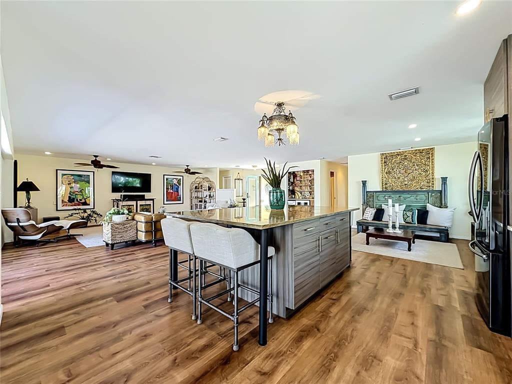 2162 W VINA DEL MAR BOULEVARD photo 21