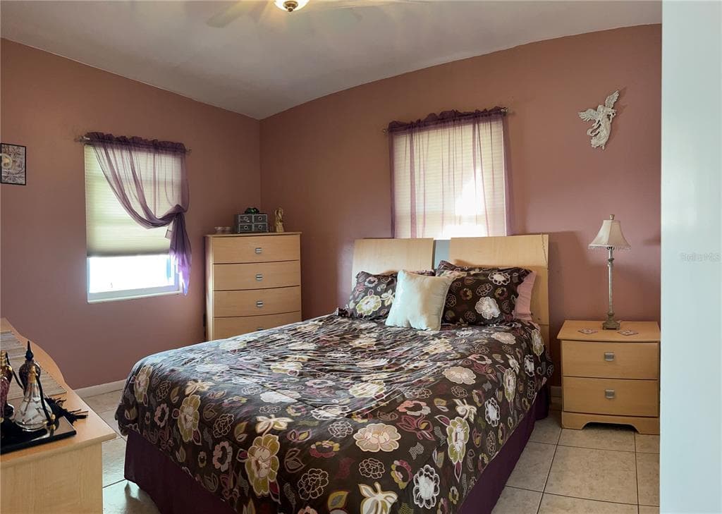 123 POINSETTIA CIRCLE NE photo 17