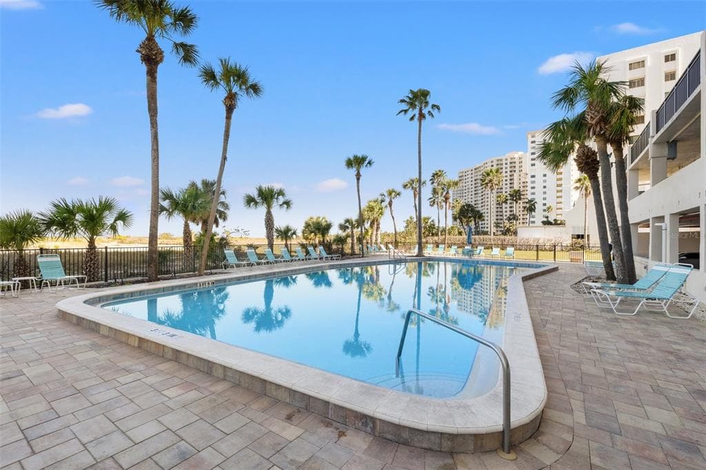 1270 GULF BOULEVARD 1007 photo 21