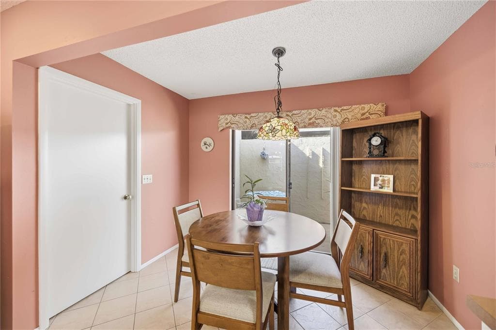 38 PEBBLE ROCK DRIVE photo 10