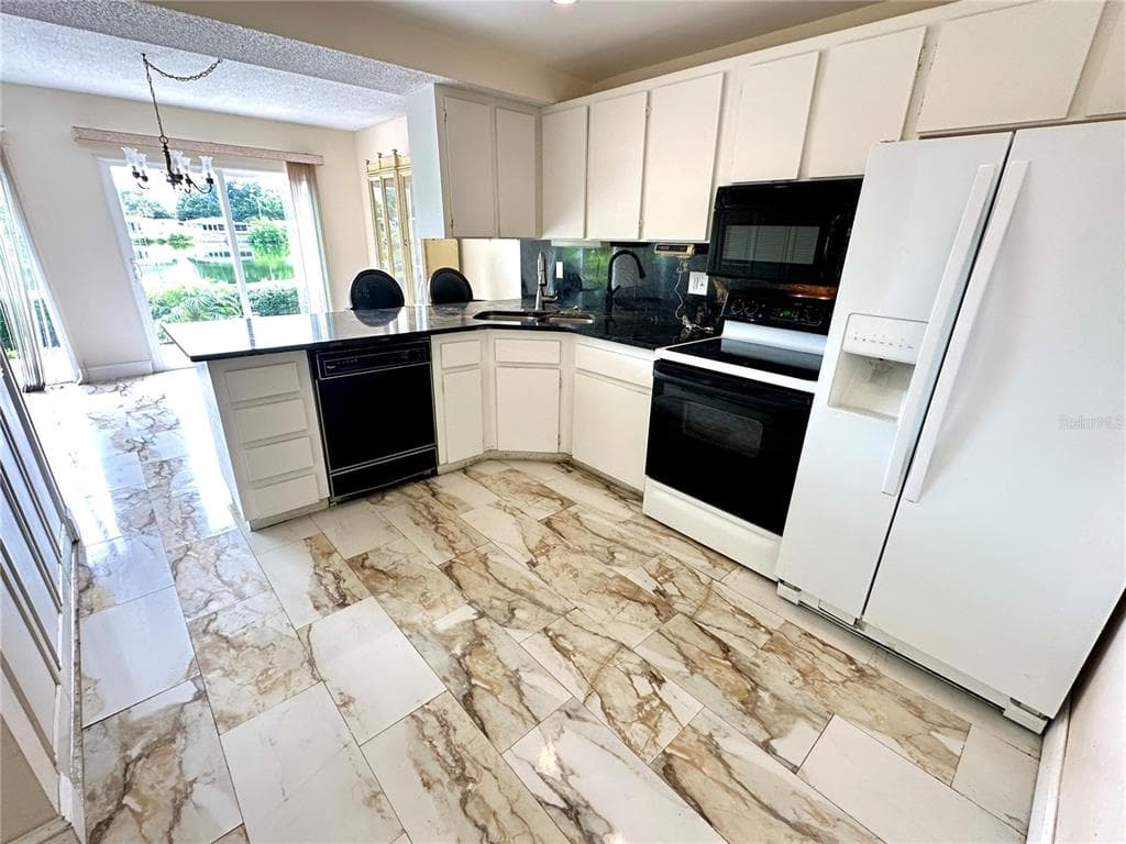 1655 S HIGHLAND AVENUE J190 photo 8