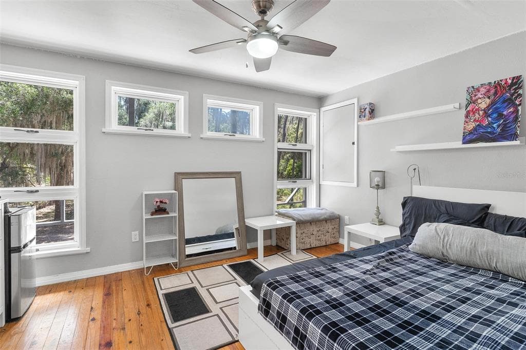 7373 CIRCLE DRIVE photo 20