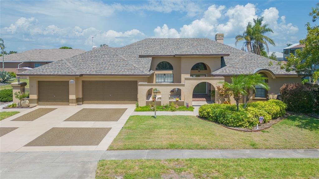 6602 SEABIRD WAY photo 1