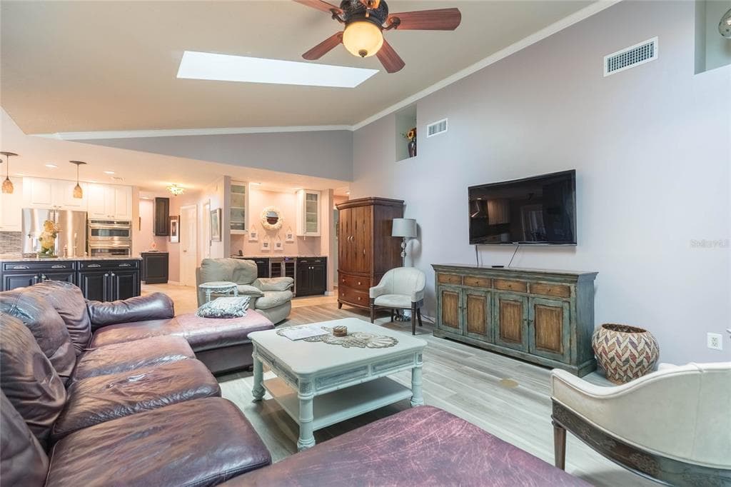 6602 SEABIRD WAY photo 18