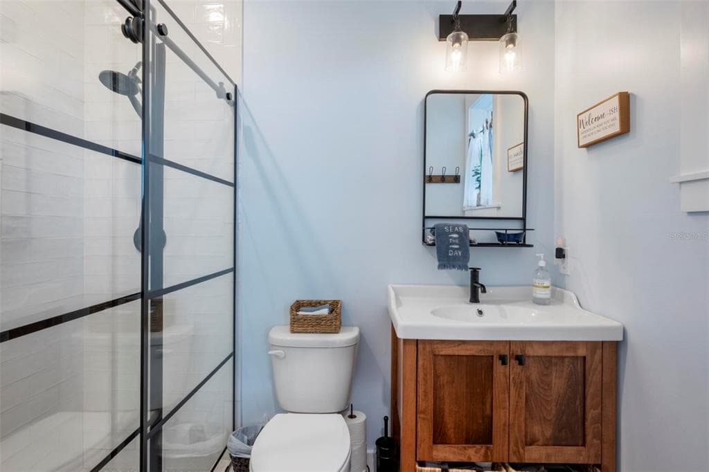 331 LAND STREET photo 13