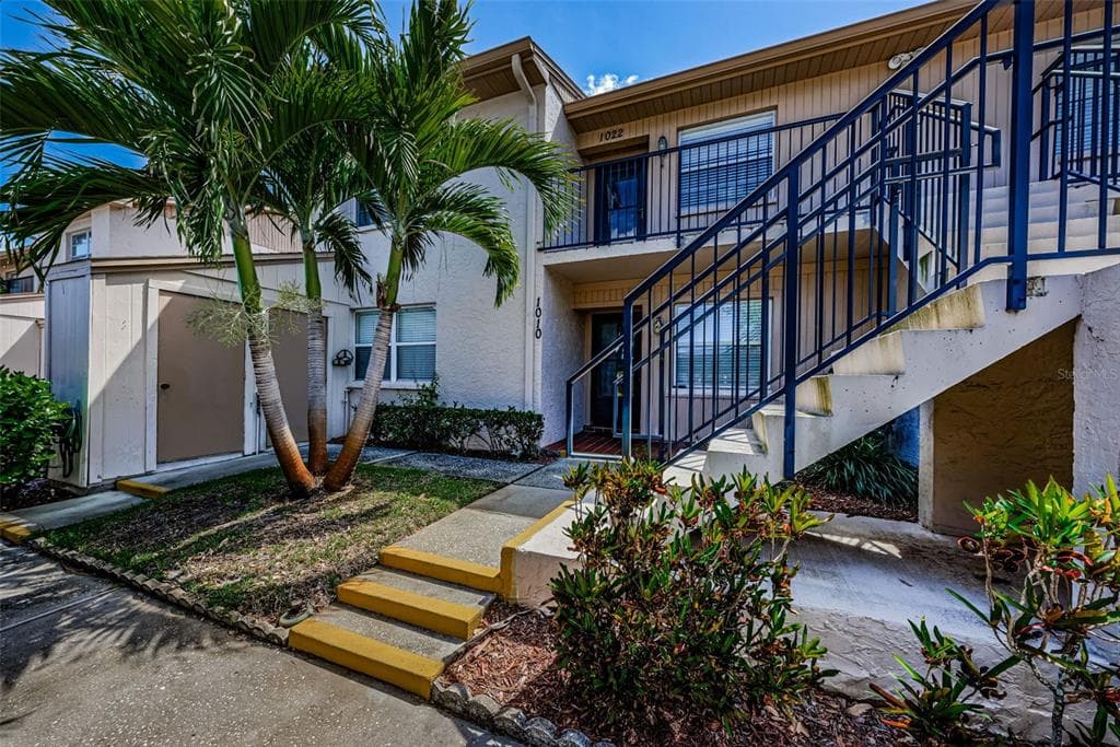 1022 BOWSPRIT LANE 1022 photo 1