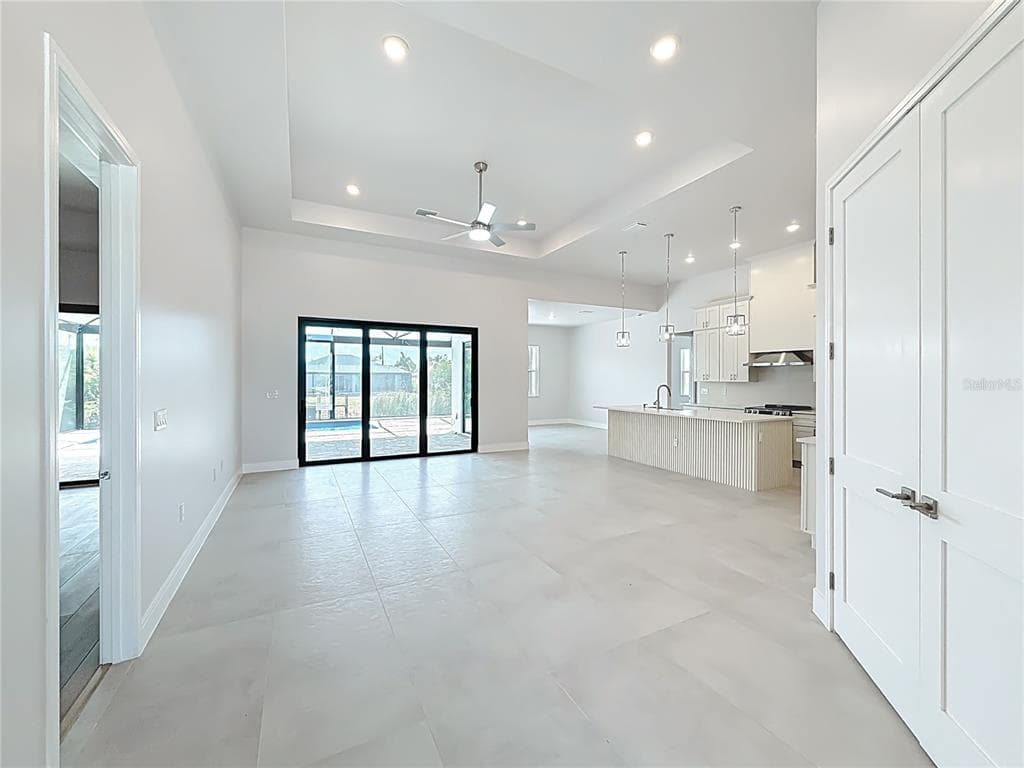 9524 SINGER CIRCLE photo 6