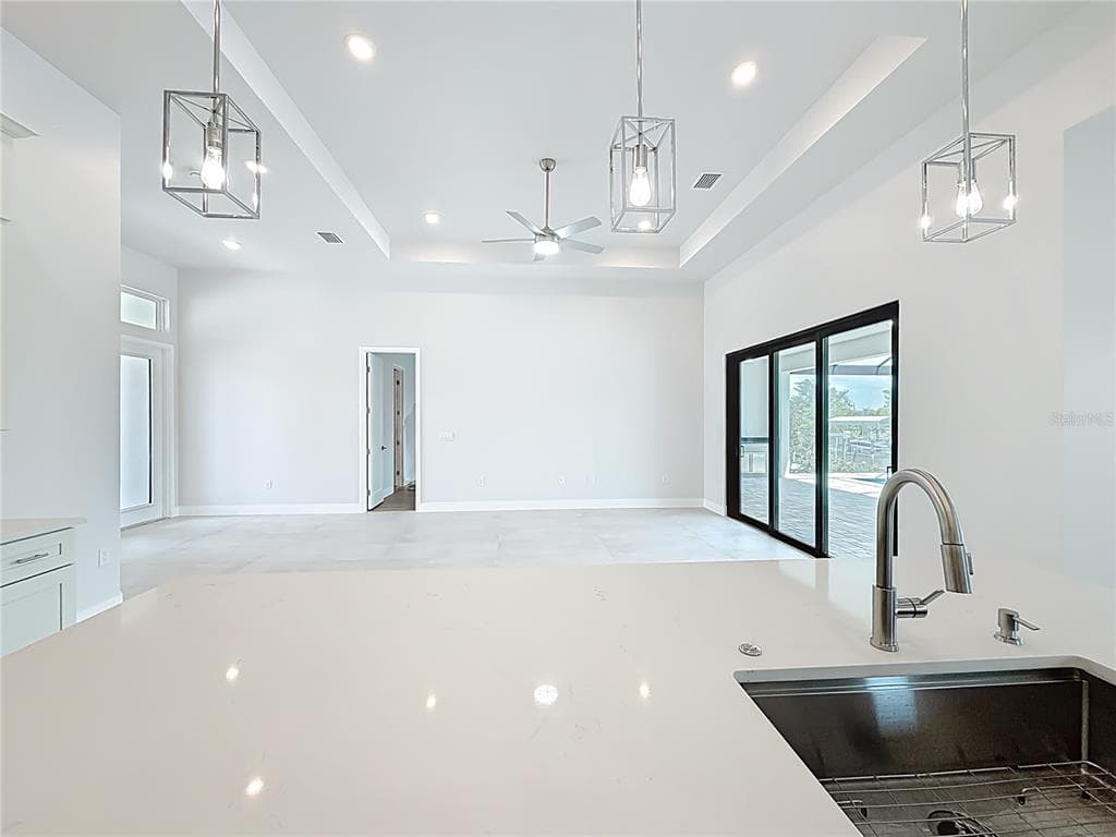 9524 SINGER CIRCLE photo 12