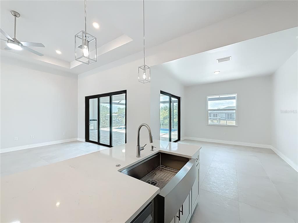 9524 SINGER CIRCLE photo 11