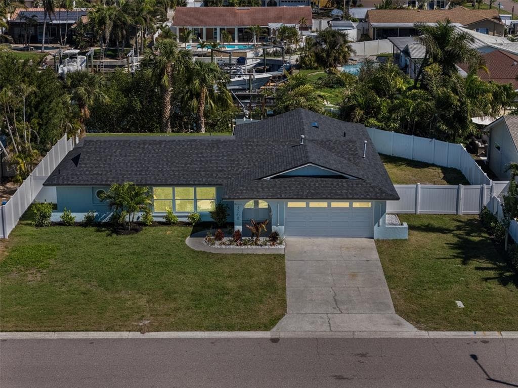 4568 40TH STREET S 2
