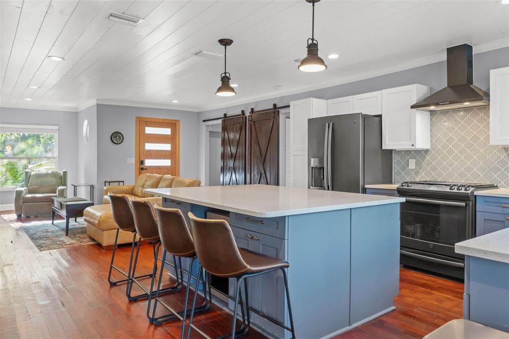 1502 E PARK CIRCLE photo 17