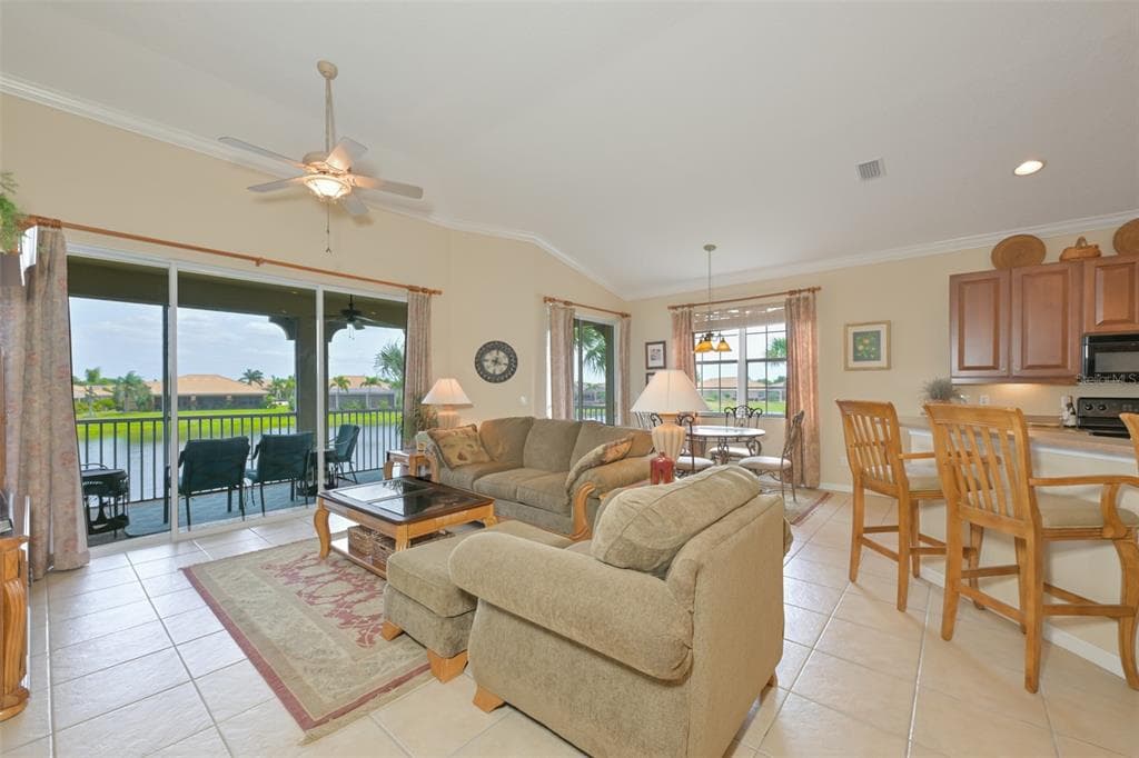 1330 EMERALD DUNES DRIVE photo 3