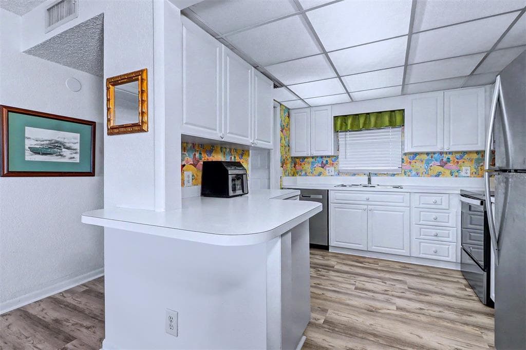 1230 GULF BOULEVARD 404 photo 13