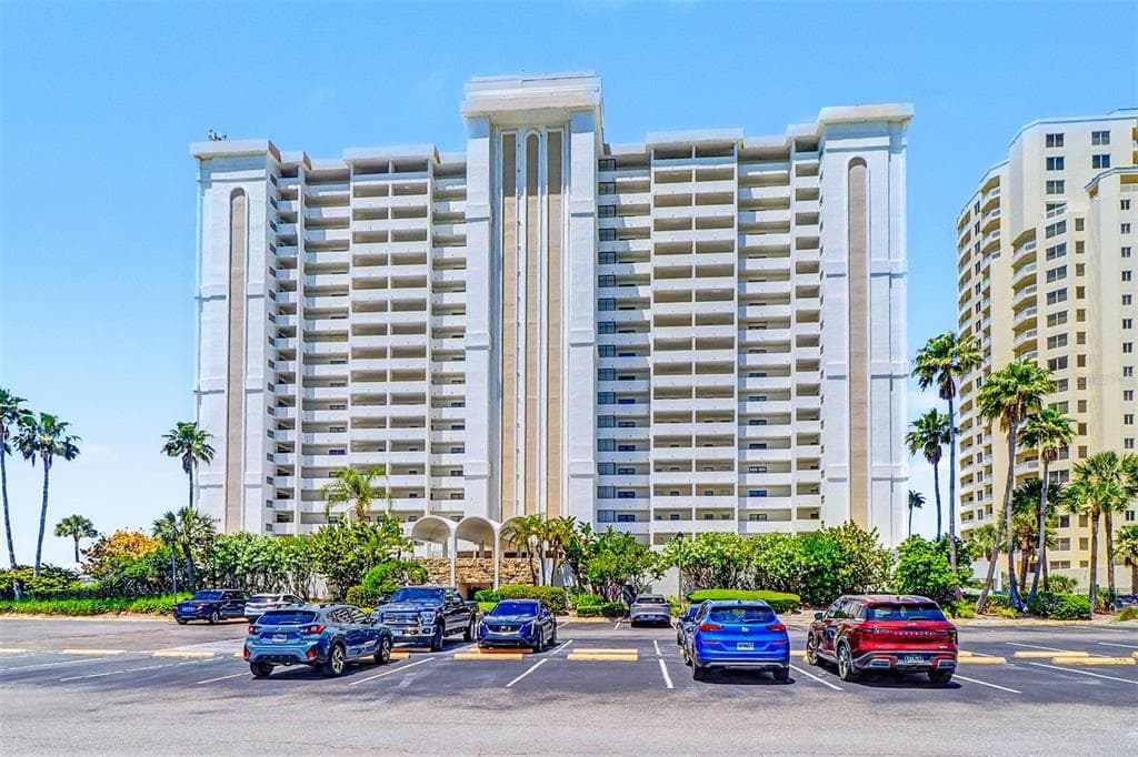 1230 GULF BOULEVARD 404 photo 1
