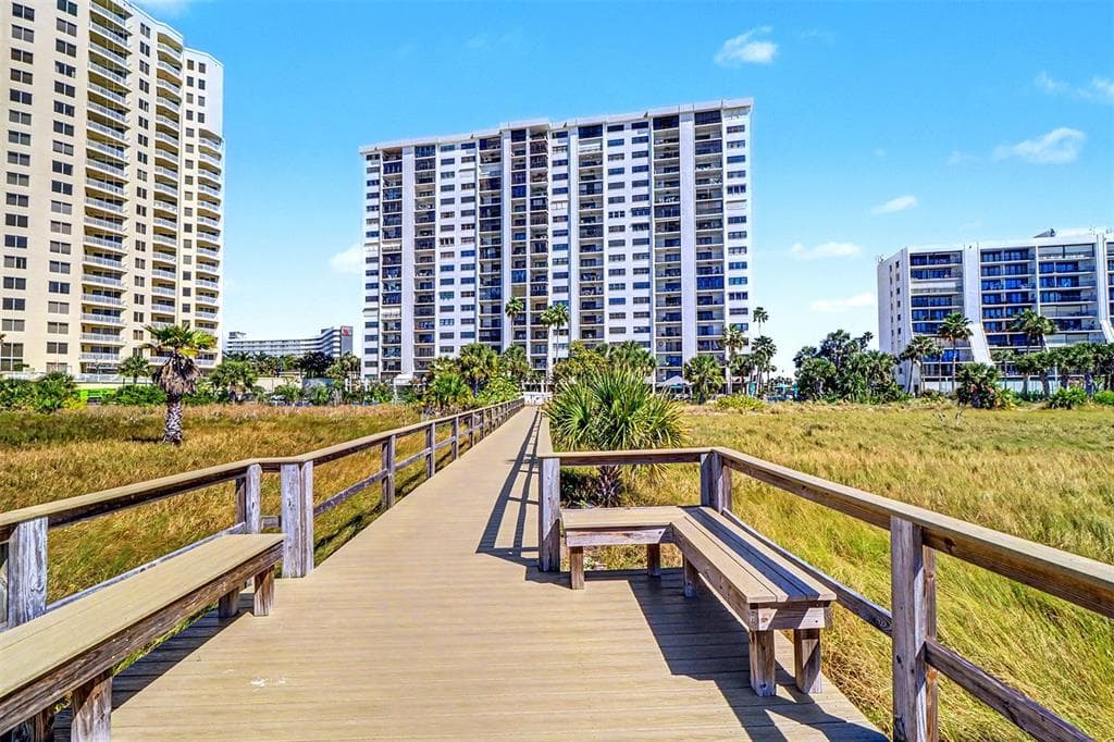 1230 GULF BOULEVARD 404 photo 25