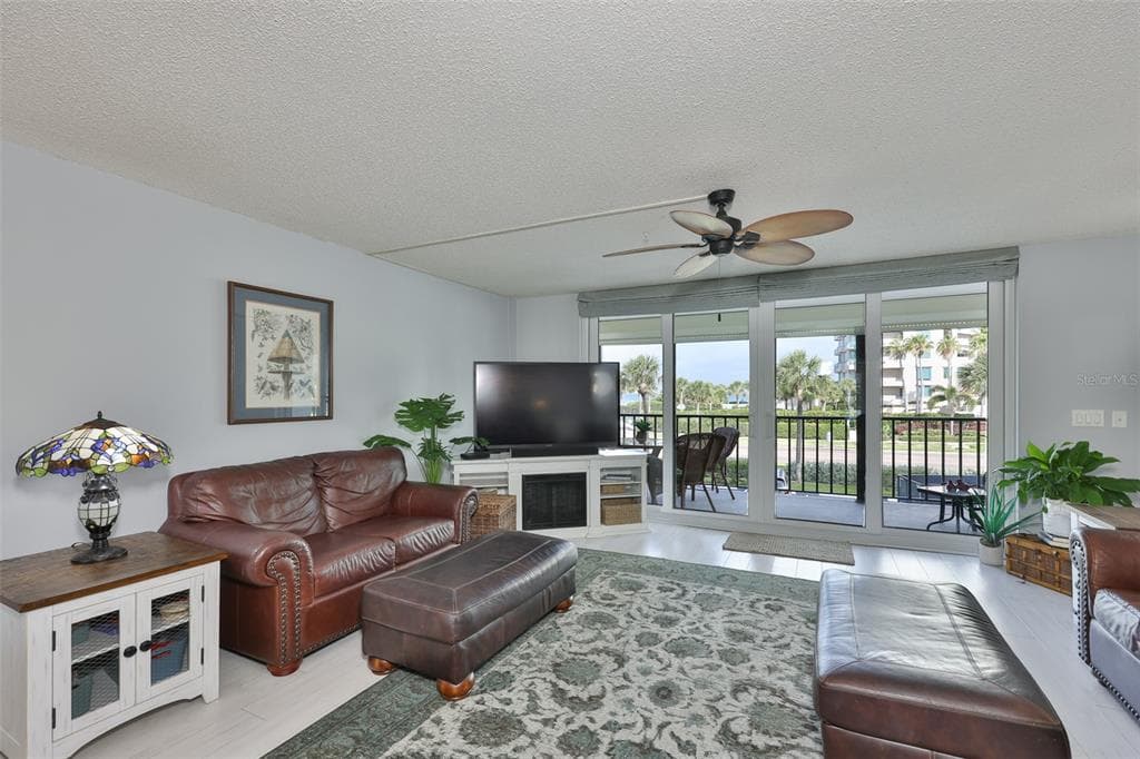1581 GULF BOULEVARD 103N photo 7