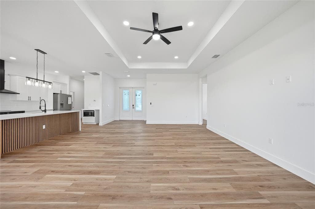 328 SAN AMBROSIO STREET photo 21