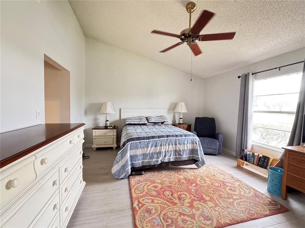 5371 CRESTLAKE BOULEVARD 68 photo 11