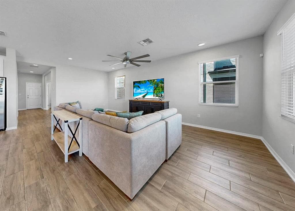 3139 MARINE GRASS DRIVE photo 16