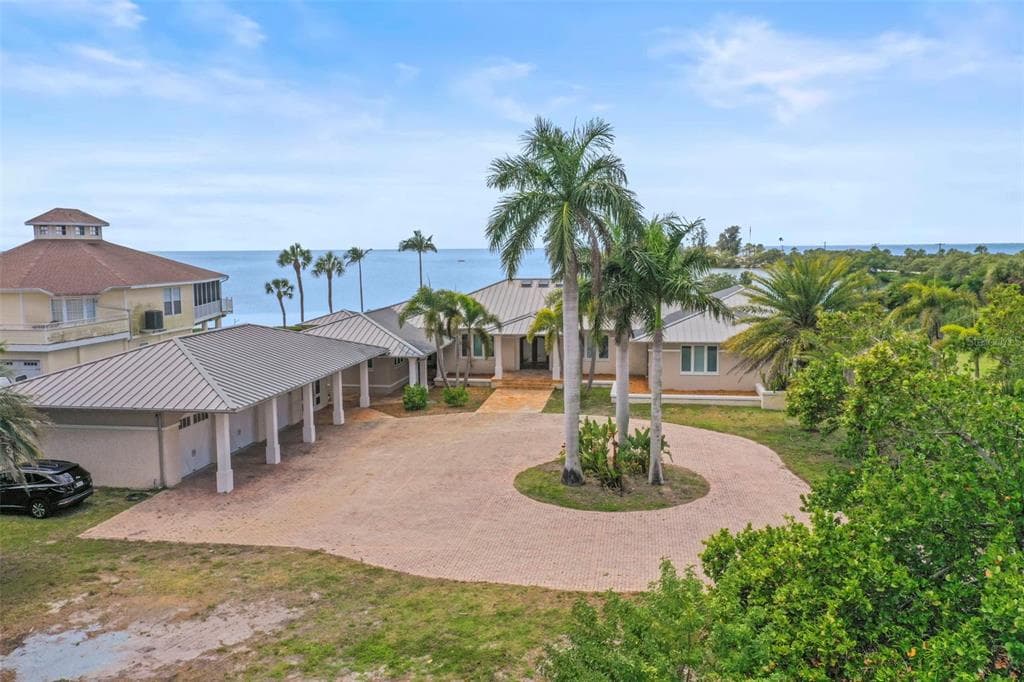 1721 GULF ROAD photo 7