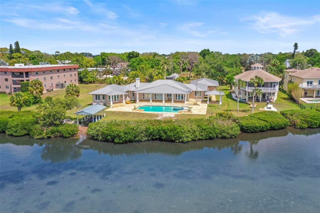 1721 GULF ROAD photo 1