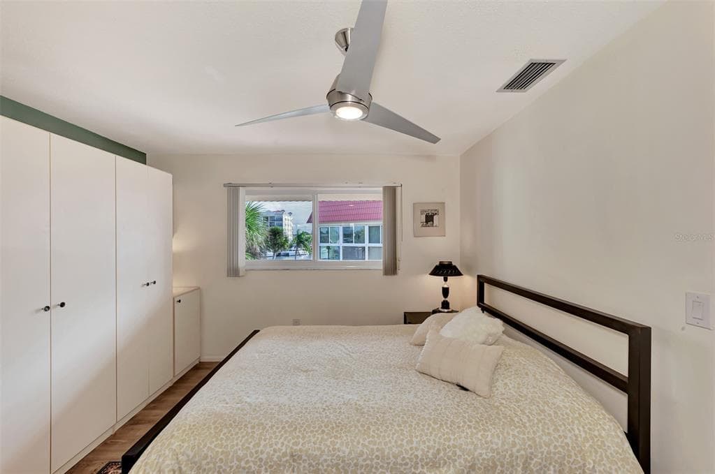 260 SANTA MARIA STREET 311 photo 21