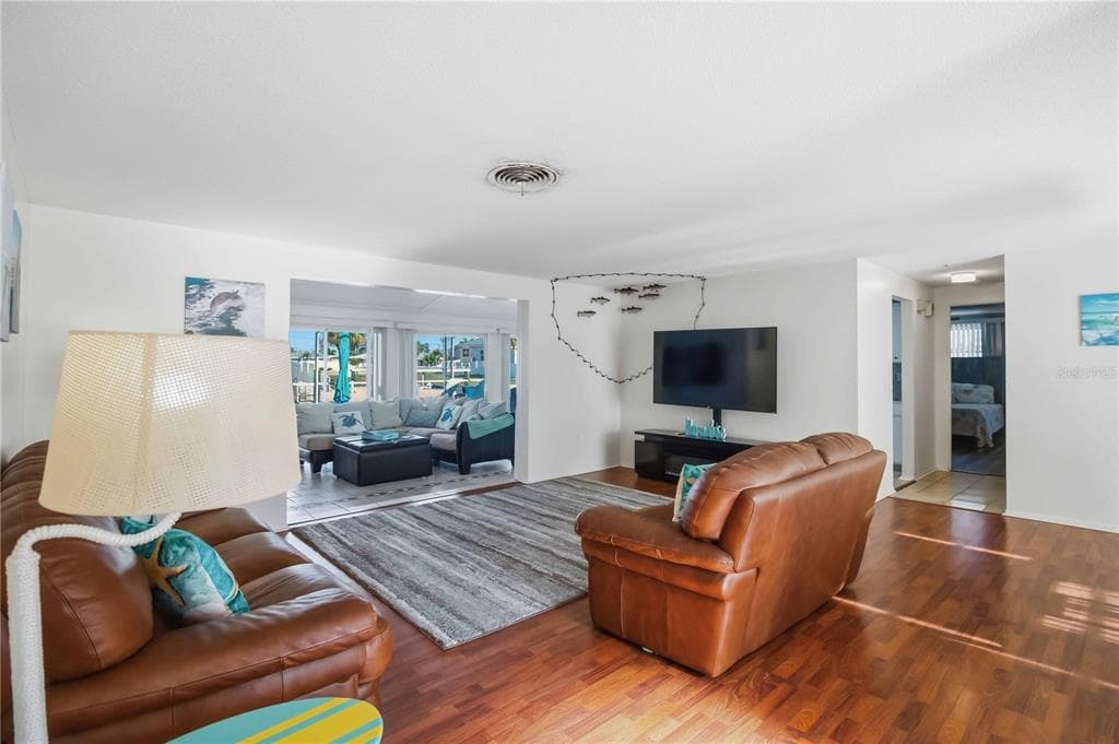4012 99TH STREET W photo 9