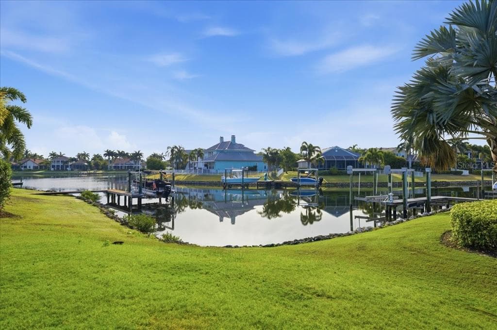 5303 FISHERSOUND LANE photo 4