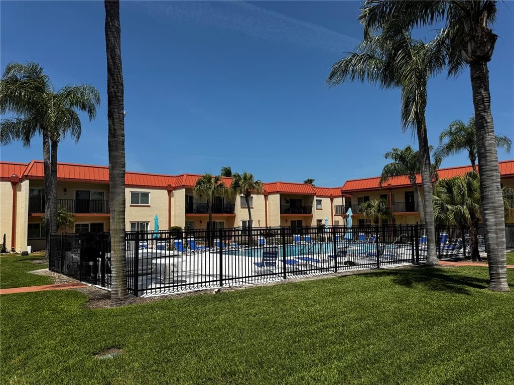 10365 PARADISE BOULEVARD 9 photo 4
