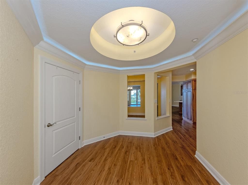 14021 BELLAGIO WAY 404 photo 4