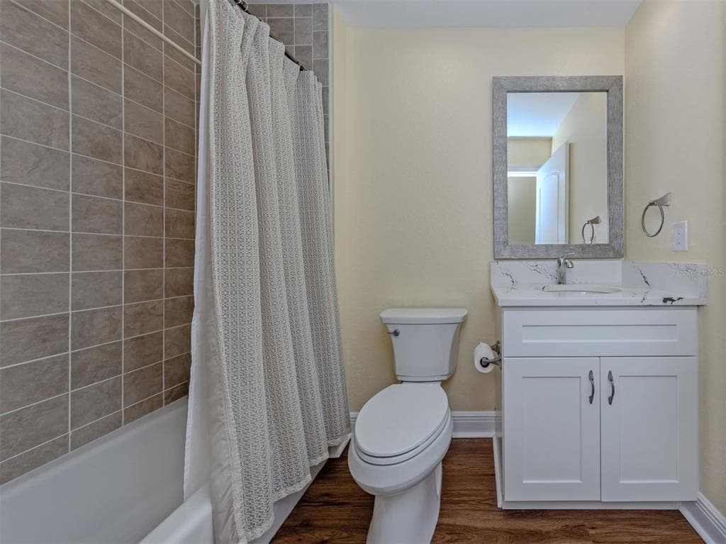 14021 BELLAGIO WAY 404 photo 21