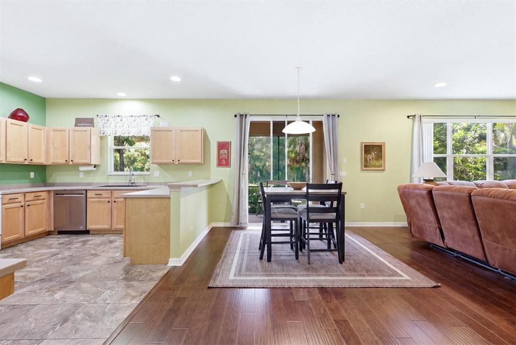 5814 FRENCH CREEK COURT photo 9