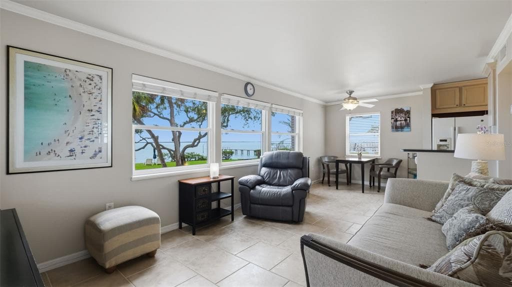 1101 VICTORIA DRIVE 1 photo 7