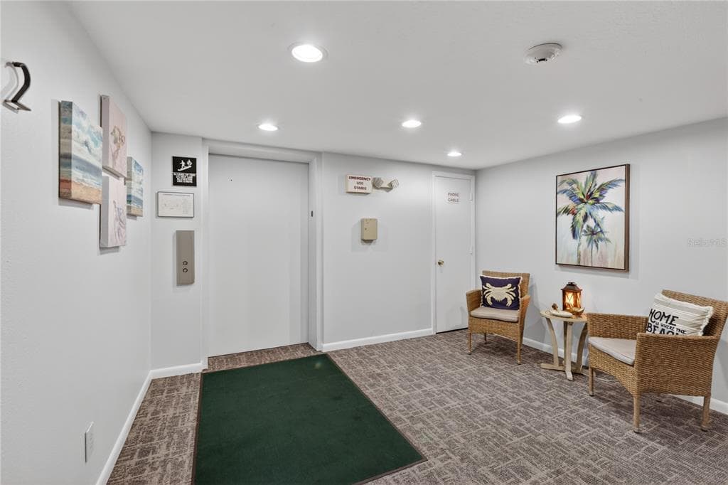 25188 MARION AVENUE E208 photo 9