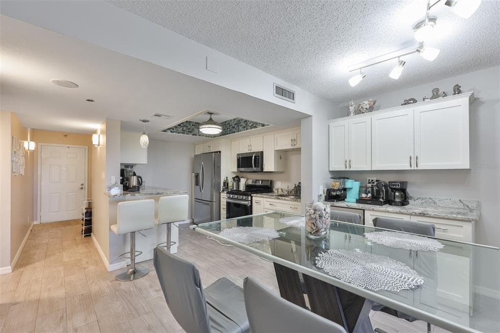 5400 PARK STREET N 208 photo 4