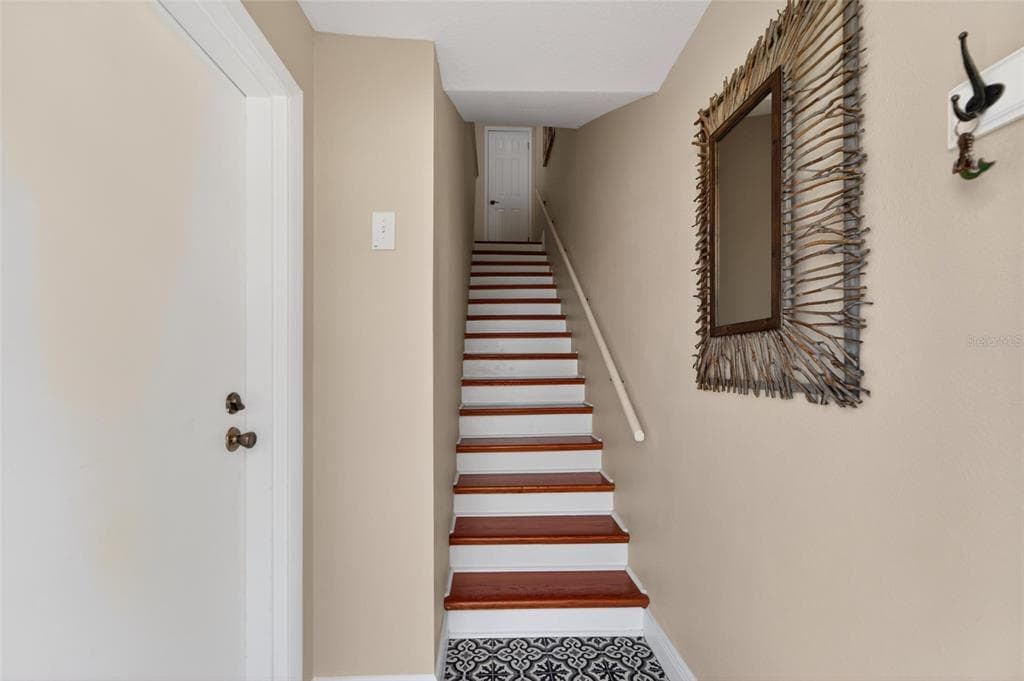 17960 GULF BOULEVARD 106 photo 25