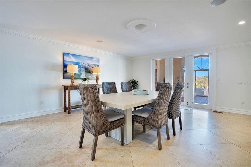 2117 OCEAN DRIVE photo 12