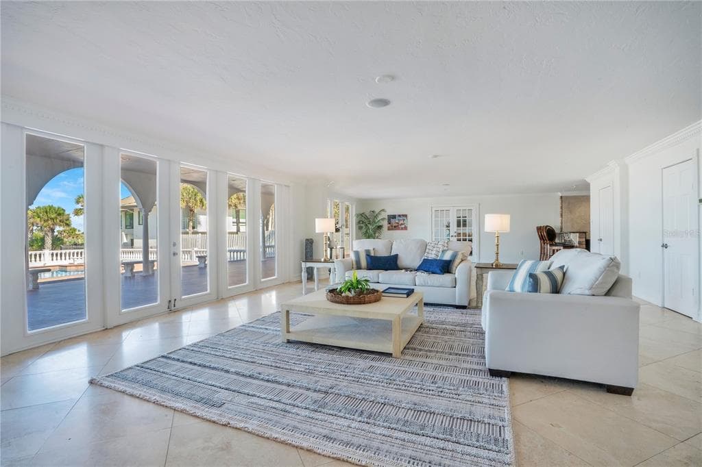 2117 OCEAN DRIVE photo 7