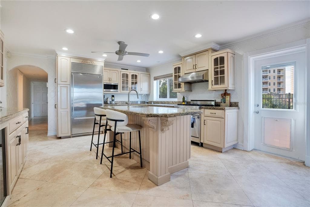 2117 OCEAN DRIVE photo 24