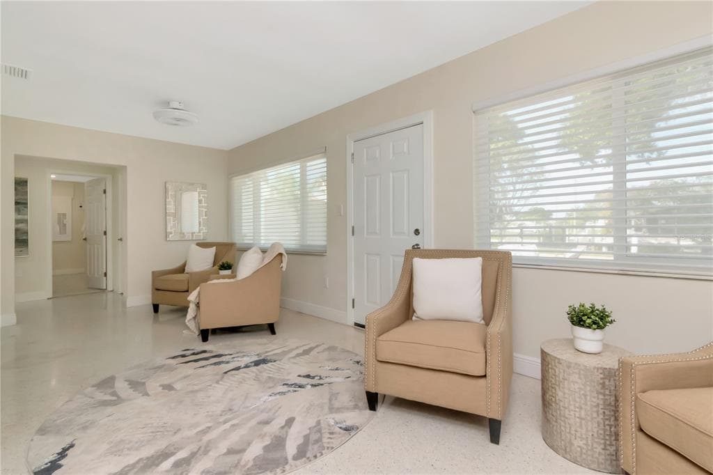 106 STEVEN STREET photo 20