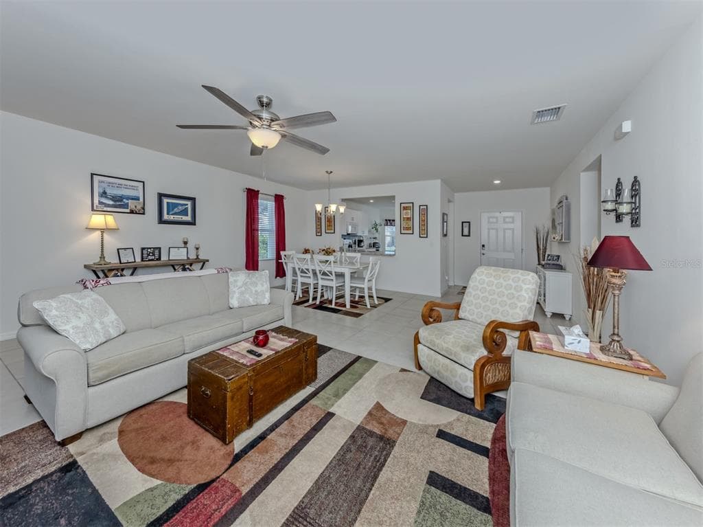 7045 WATERFORD PARKWAY photo 13
