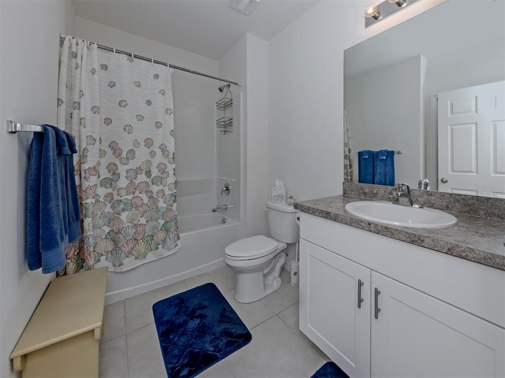 7045 WATERFORD PARKWAY photo 24